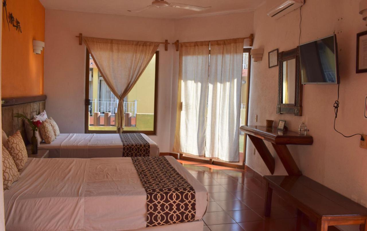 Hotel Casa Arena Zihuatanejo Exterior photo