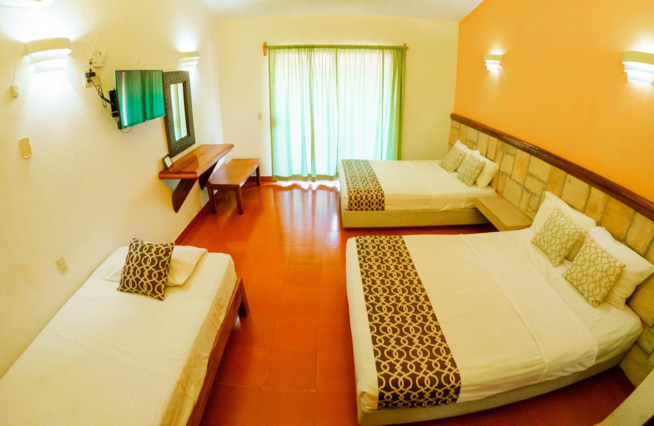 Hotel Casa Arena Zihuatanejo Exterior photo